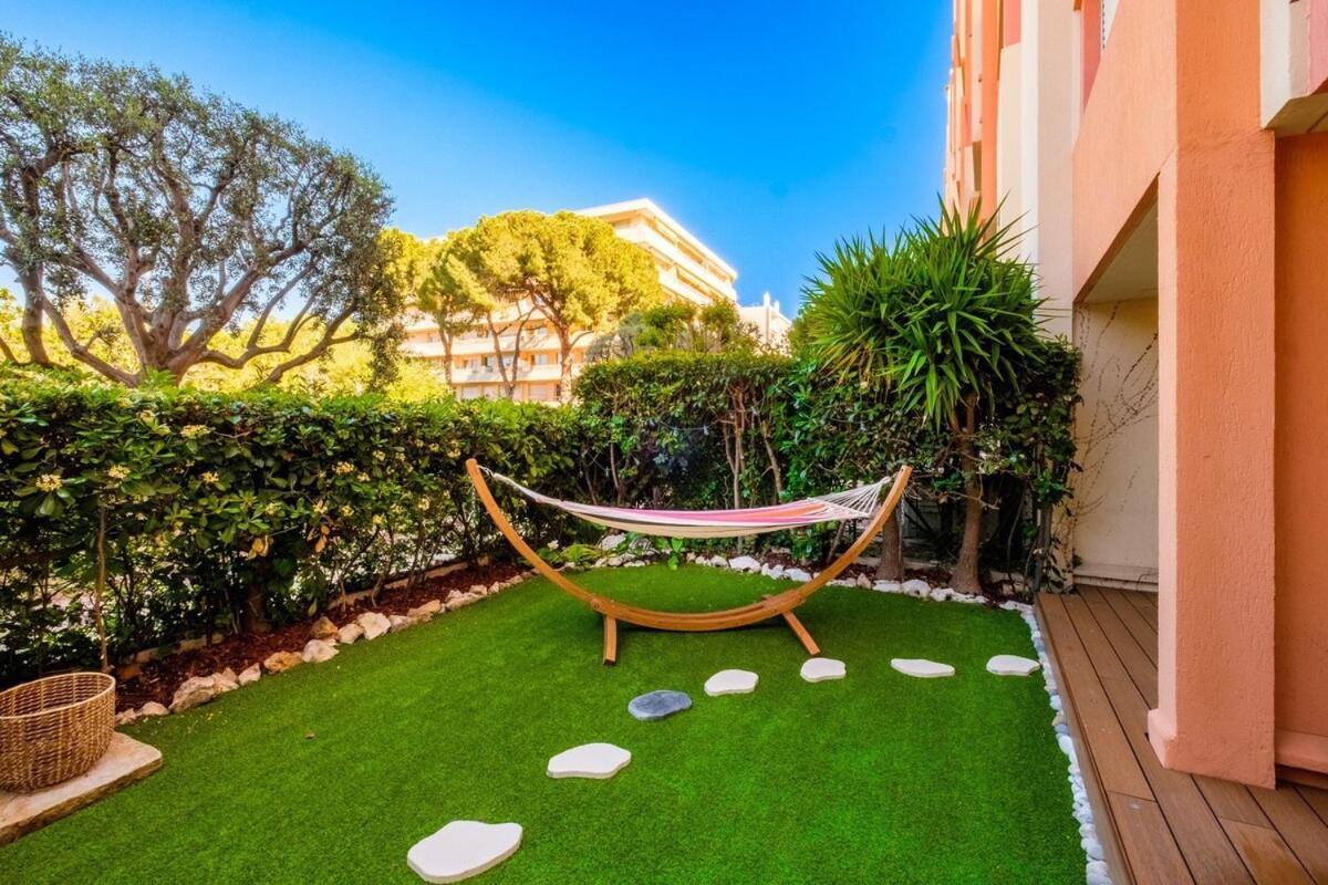 Ferienwohnung Le Riviera ~ Jardin ~ Parking ~ Climatisation Cagnes-sur-Mer Exterior foto